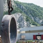 mattia-trotta-artista-scultore-arte-sacra-sculture-su-commissione-in-filo-metallico-ferro-bronzo-acciaio-alluminio-2017 (2)